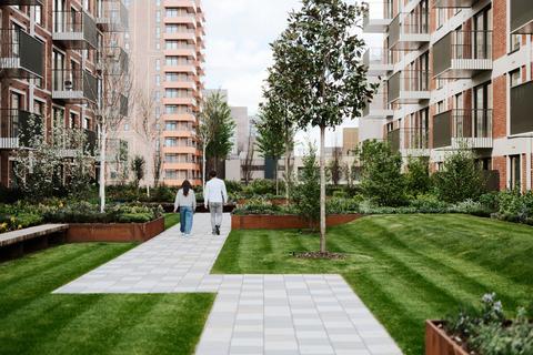 3 bedroom flat for sale, Silkstream, London NW9