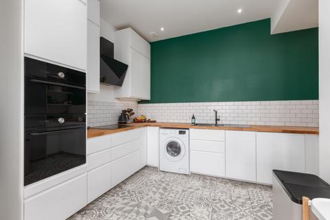 73/1 Inverleith Row, Edinburgh, EH3 5LT