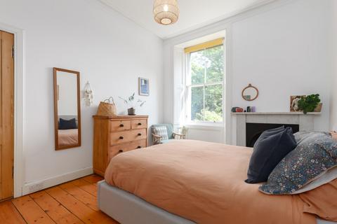 73/1 Inverleith Row, Edinburgh, EH3 5LT