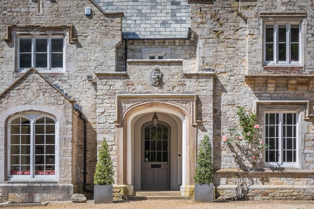 Upwey House