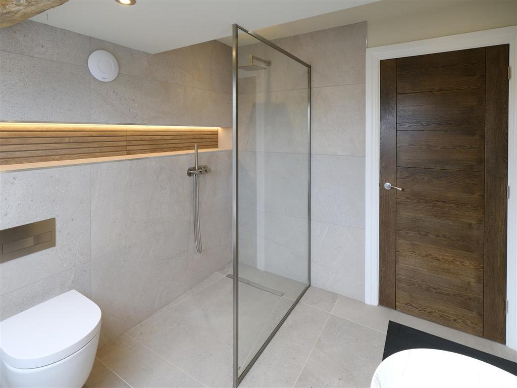 Master ensuite