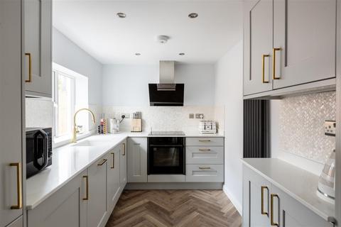 3 bedroom house for sale, Mark Street, Reigate
