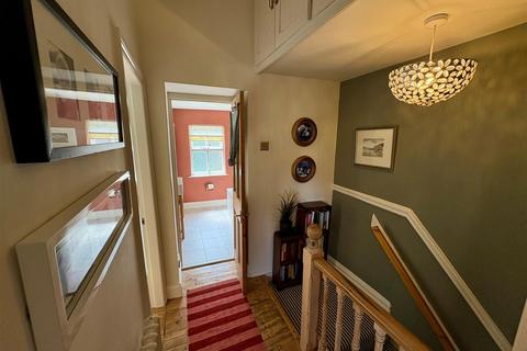 30 Greenwell Row, Clayton, Bradford, BD14 6RB