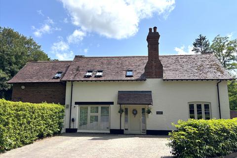 4 bedroom detached house for sale, Abbots Worthy, Winchester, Hampshire, SO21