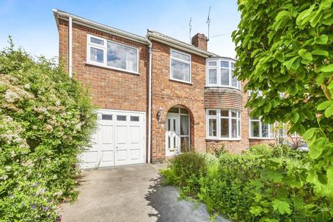 5 bedroom house for sale, Whitestone Drive, York