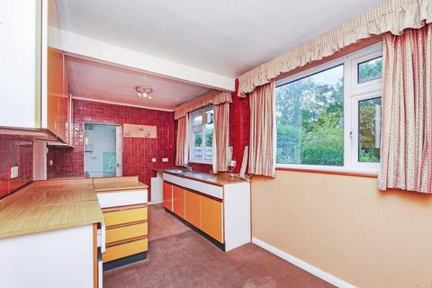 5 bedroom house for sale, Whitestone Drive, York