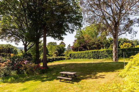 Hazelwood Park Lane, Reigate, RH2 8JZ