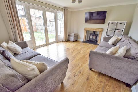 2 Aintree Road, Chatham, ME5 8PY