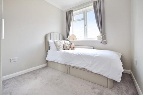 2 Aintree Road, Chatham, ME5 8PY