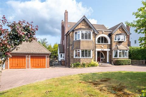 3 bedroom detached house for sale, Talbot Avenue, Little Aston, Sutton Coldfield