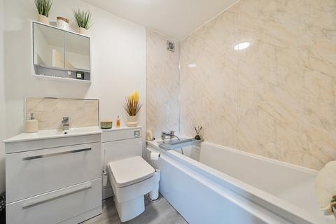 22 Howerts Close, Warsash, Southampton, SO31 9JR