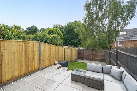 22 Howerts Close, Warsash, Southampton, SO31 9JR