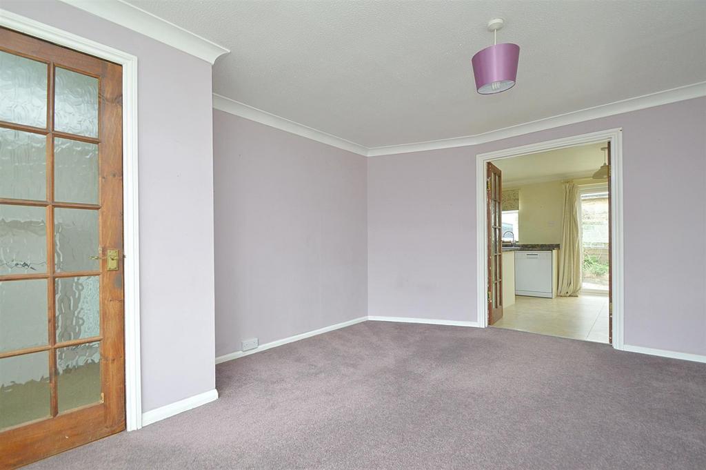 Resized Lounge3.jpg