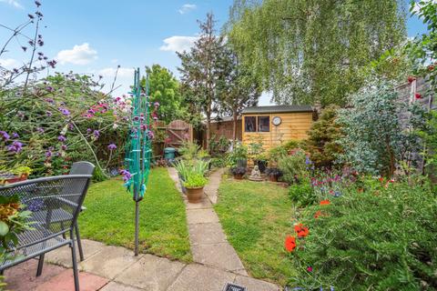 3 bedroom end of terrace house for sale, Wiltshire Lane, Pinner, HA5