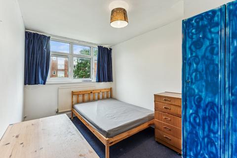 undefined, Woking Close, London, SW15