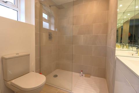 11 Downs Close, Eastbury, Hungerford, RG17 7JW