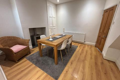 2 bedroom end of terrace house for sale, Cavendish Avenue, West Didsbury