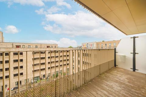 1 bedroom flat for sale, Bollo Bridge Road, London W3
