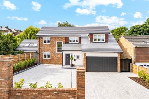 undefined, Ashburnham Gardens, Upminster, RM14
