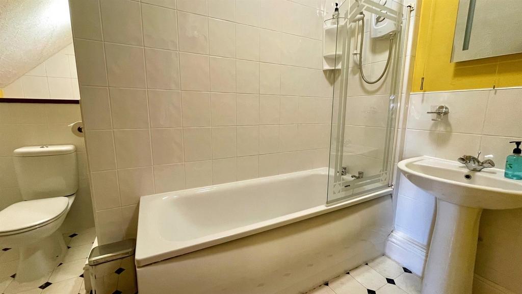 En suite 7