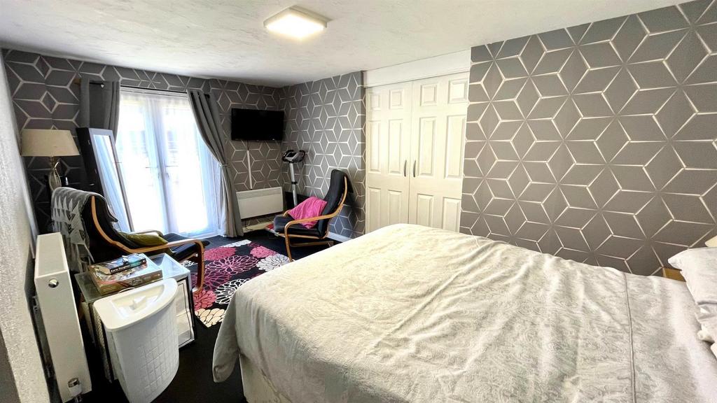 Owners bedroom