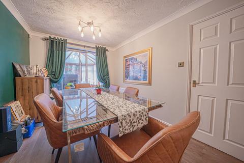 4 bedroom detached house for sale, Kingfisher Close, Birmingham, B26