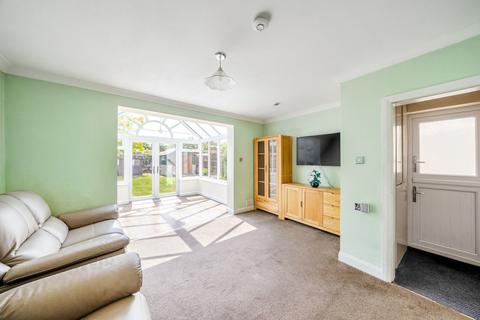 3 bedroom bungalow for sale, Selsdon Road, New Haw, KT15