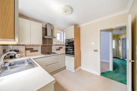 3 bedroom bungalow for sale, Selsdon Road, New Haw, KT15