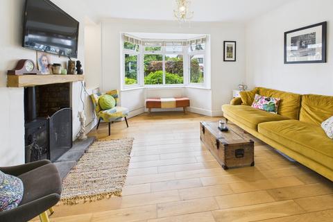undefined, Heol Hir, Llanishen, Cardiff. CF14