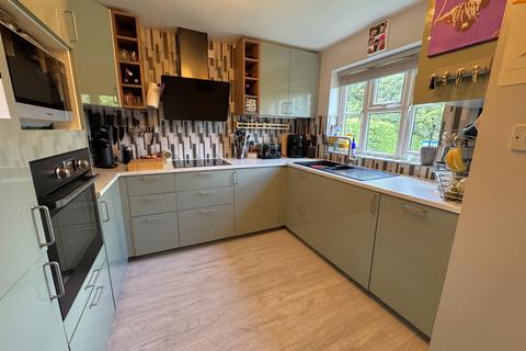3 bedroom end of terrace house for sale, Shakespeare Orchard, Aylesbury HP18