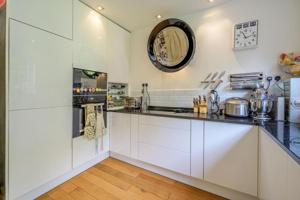 Kitchen 2