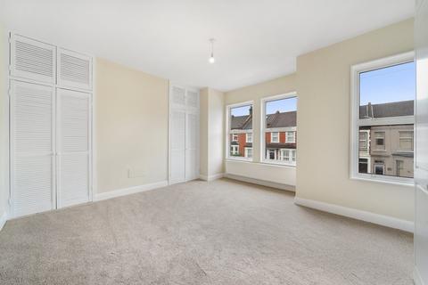 109 Burlington Road, Thornton Heath, CR7 8PJ