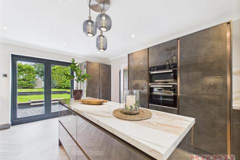 5 bedroom detached house for sale, Narrow Lane, Gresford, Wrexham
