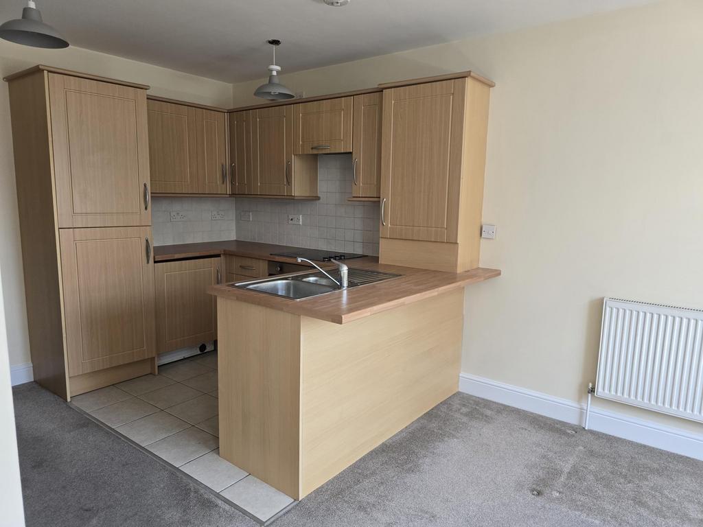 Apartment in Sutton Coldfield, Wylde Green - View 3