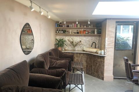 Retail property (high street) to rent, 11 Sydney St Brighton BN1 4EN