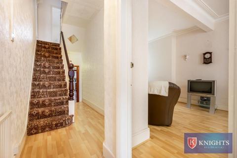 66 Newlyn Road, London, N17 6RX