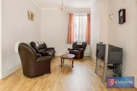 66 Newlyn Road, London, N17 6RX