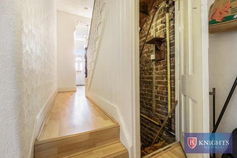 66 Newlyn Road, London, N17 6RX