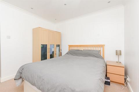 30 Blenheim Drive, Welling, DA16 3LY