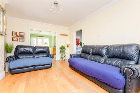 30 Blenheim Drive, Welling, DA16 3LY