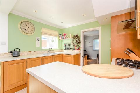 30 Blenheim Drive, Welling, DA16 3LY