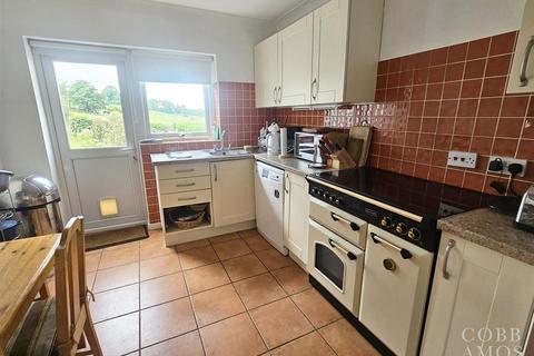 2 Clawdd Lane, New Radnor, Presteigne, LD8 2TU