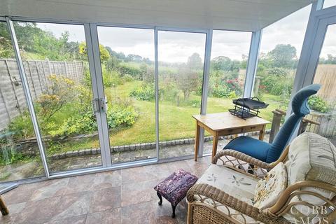 2 Clawdd Lane, New Radnor, Presteigne, LD8 2TU