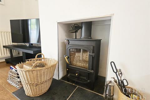 2 Clawdd Lane, New Radnor, Presteigne, LD8 2TU