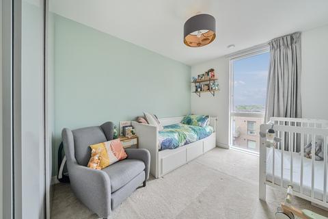 2 bedroom flat for sale, Adenmore Road, Catford, London, SE6