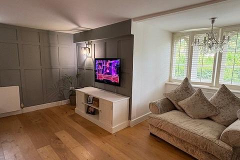 2 bedroom flat to rent, The Clock Tower, Brentwood