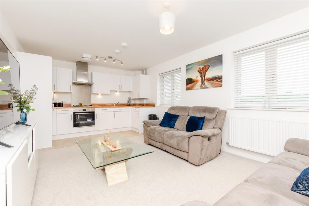 Lounge/Kitchen