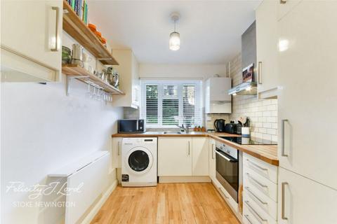 1 bedroom flat for sale, Mayville Estate, London N16