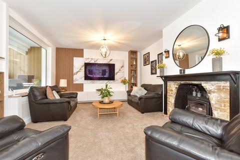 5 bedroom detached house for sale, Pembroke Avenue, Margate, Kent