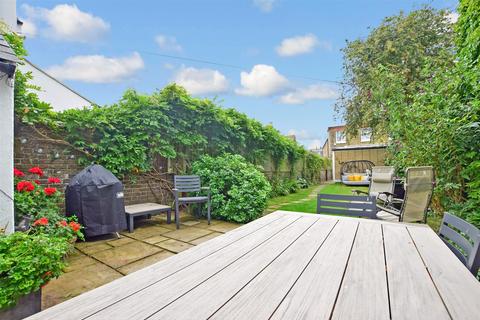 5 bedroom terraced house for sale, Victoria Road, Deal, Kent